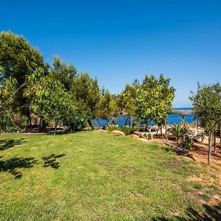 Hostal Cala Boix Es Cana Kültér fotó