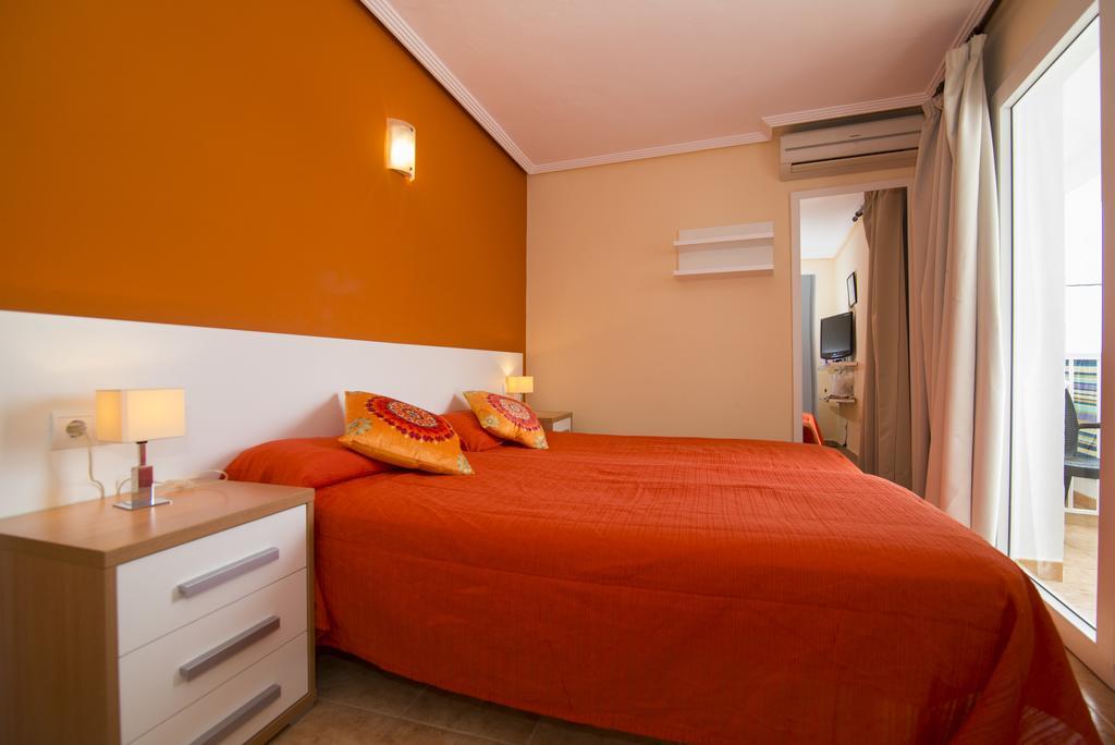 Hostal Cala Boix Es Cana Kültér fotó