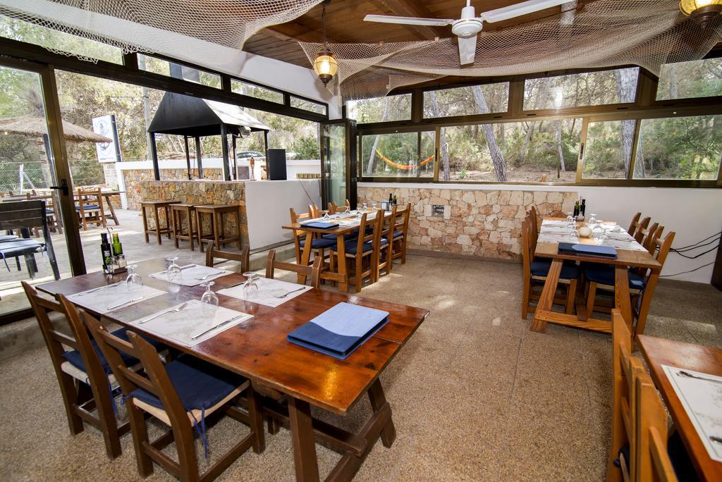Hostal Cala Boix Es Cana Kültér fotó