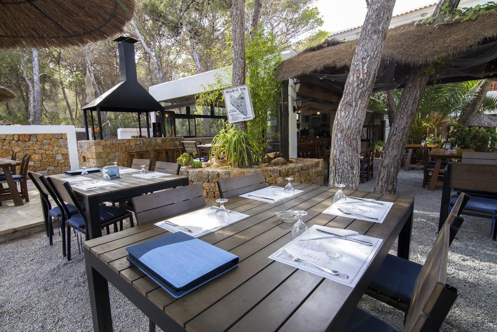 Hostal Cala Boix Es Cana Kültér fotó