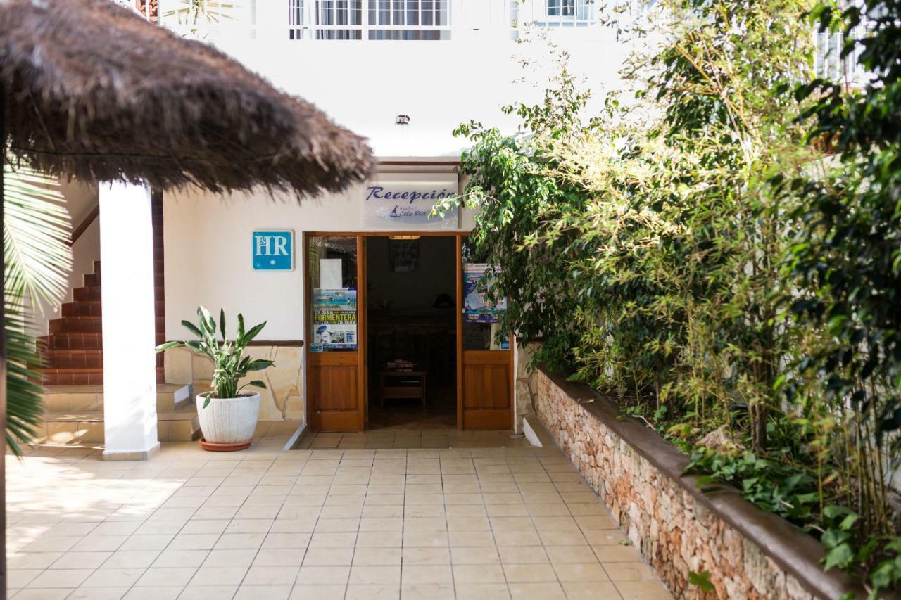 Hostal Cala Boix Es Cana Kültér fotó