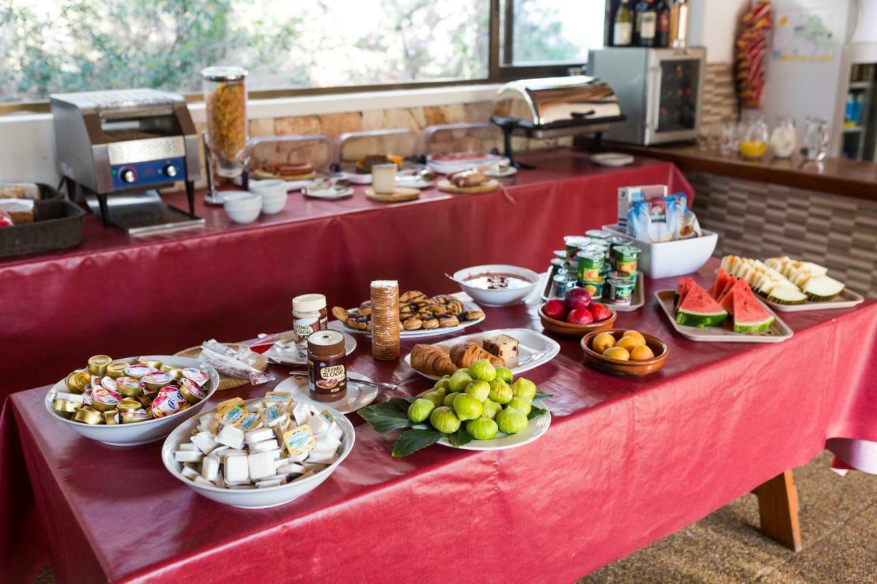 Hostal Cala Boix Es Cana Kültér fotó