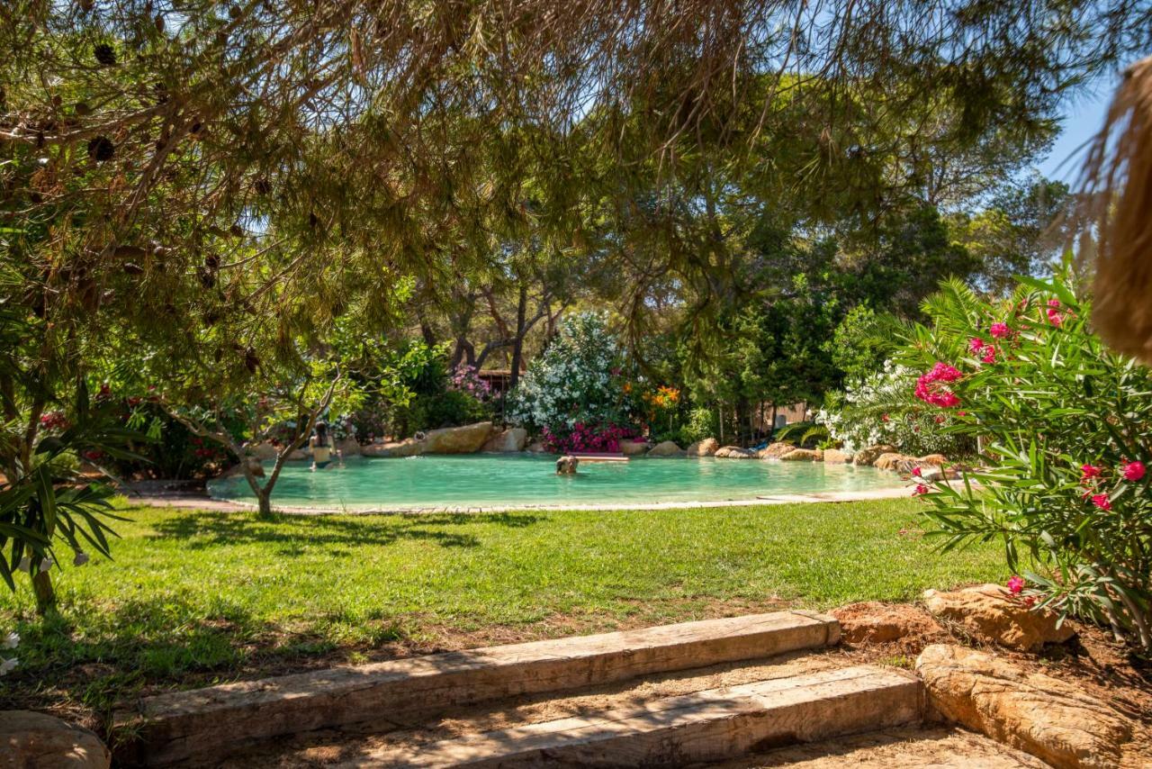 Hostal Cala Boix Es Cana Kültér fotó