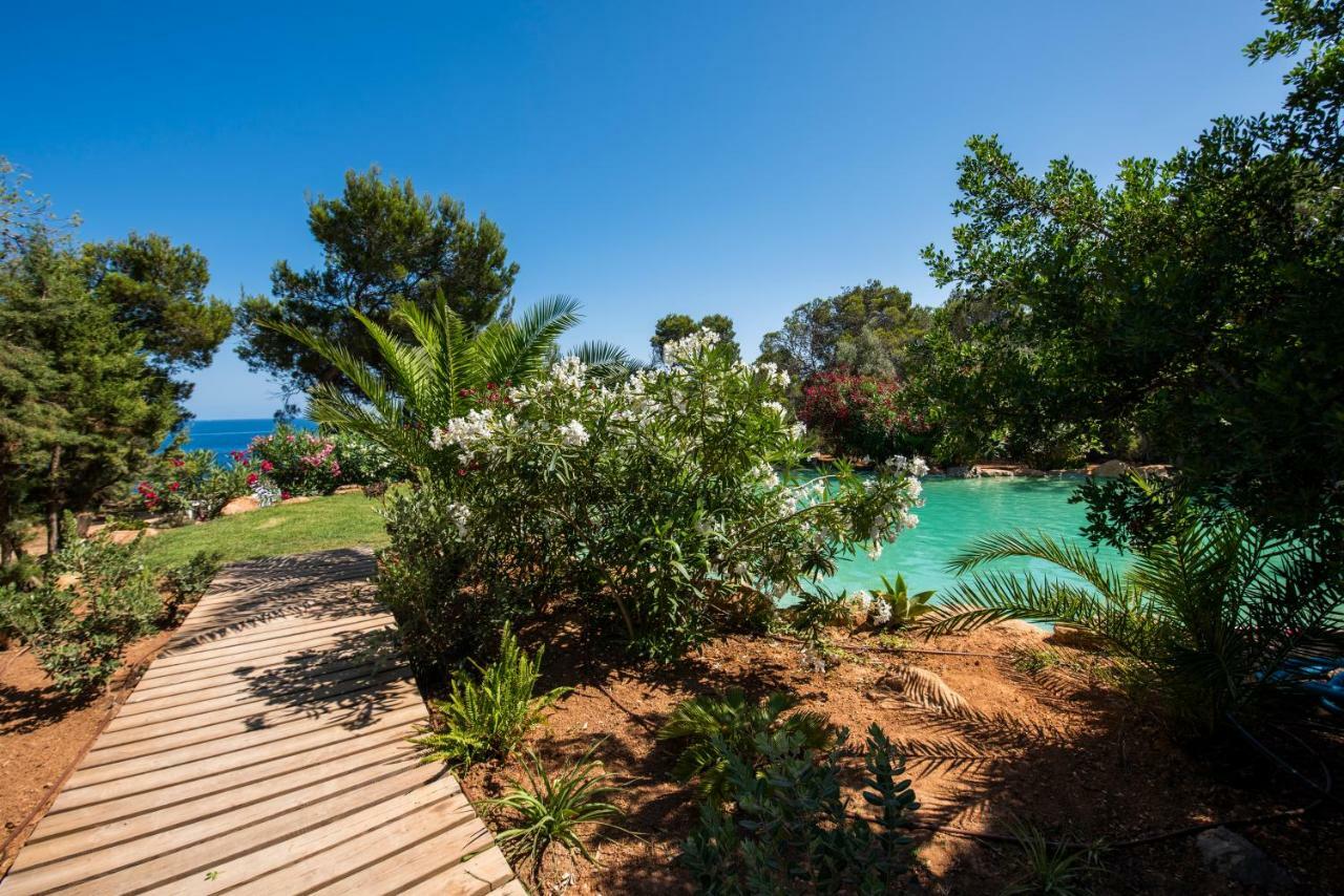 Hostal Cala Boix Es Cana Kültér fotó