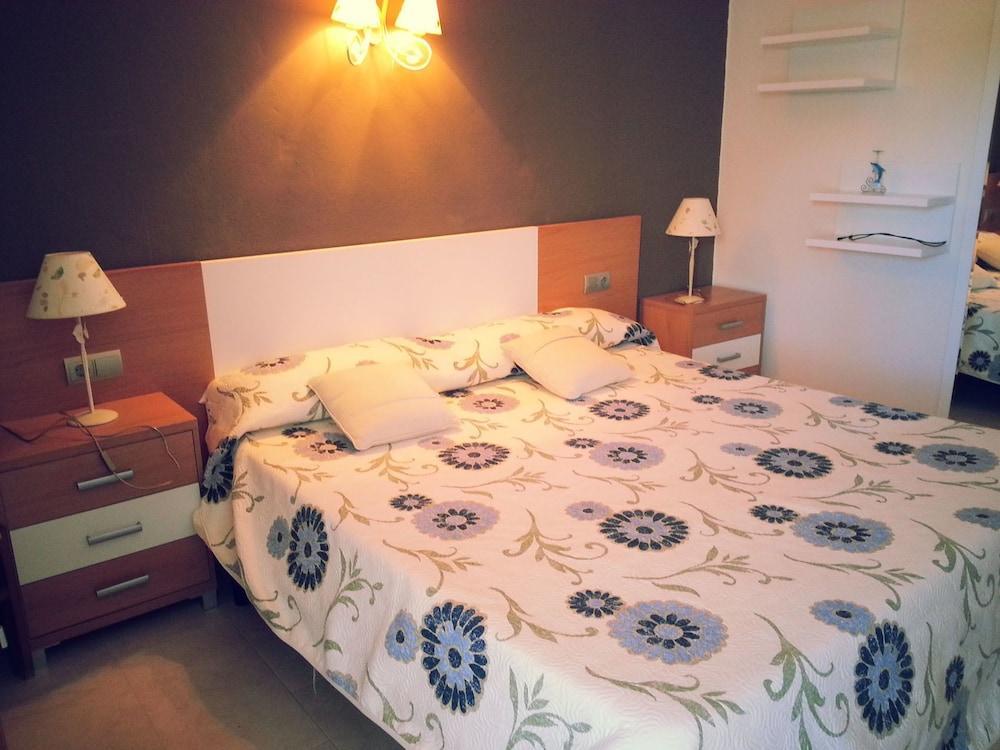 Hostal Cala Boix Es Cana Kültér fotó